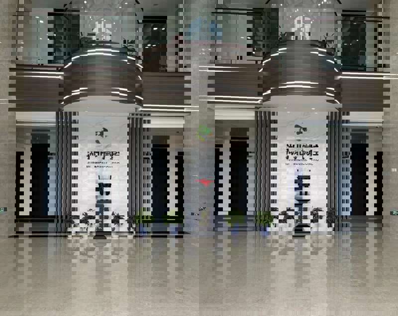 lobby.jpg
